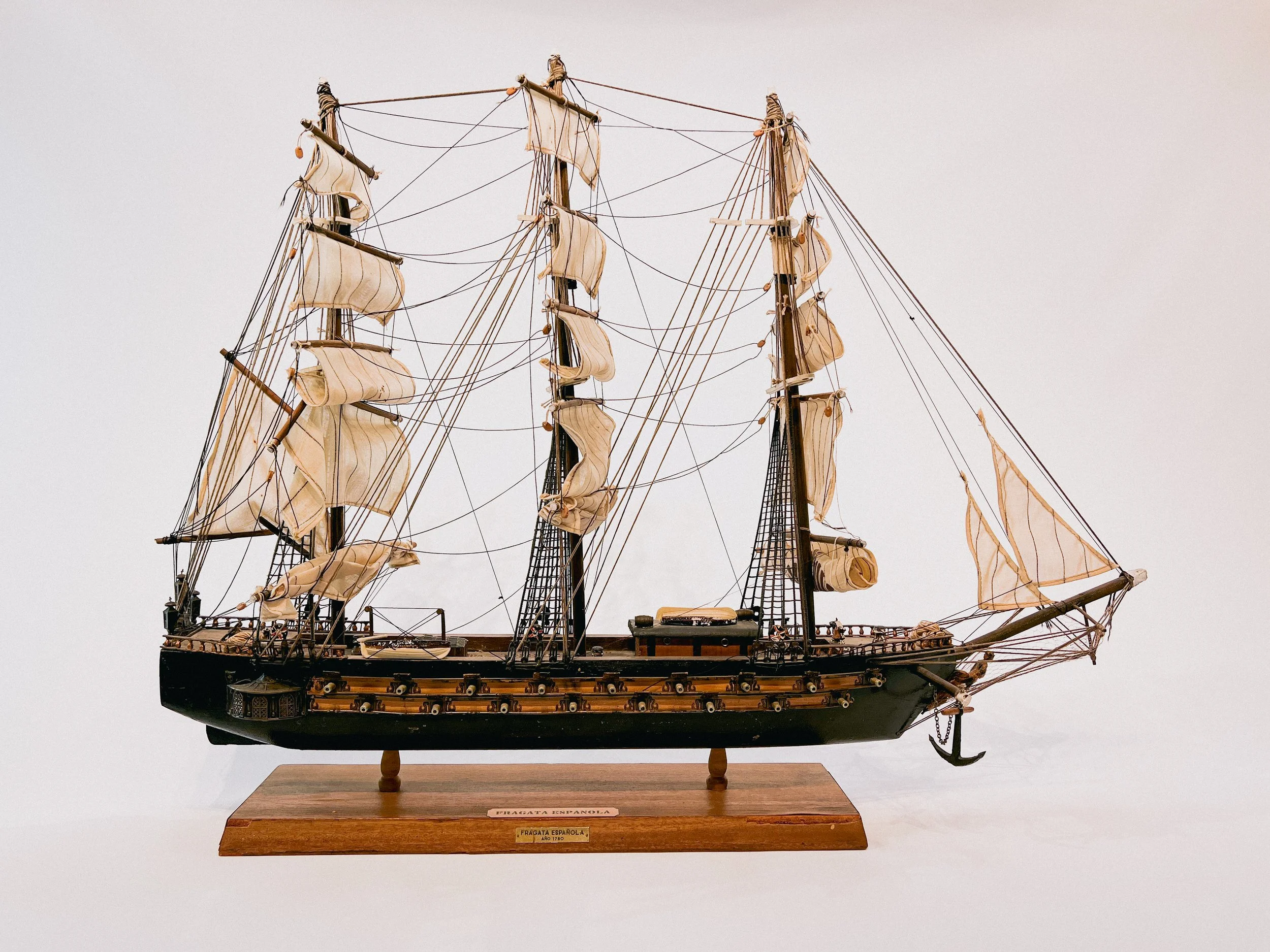 FRAGATA ESPAÑOLA año 1780 ship model Fragata+Espanola-01.jpg?format